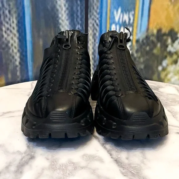 4CCCCEES Arko Spine Sneaker Black Leather Zipper Cutout Size 39 EUC - Picture 8 of 12